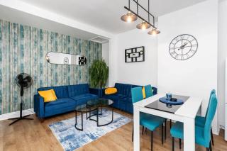 1 Bedroom Apartment with Free Parking in Swallownest, Sheffield - 8