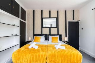 1 Bedroom Apartment with Free Parking in Swallownest, Sheffield - 2