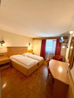 Hotel Goldenes Kreuz - since 1605 - 8