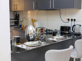Spacious coastal apartment - 0