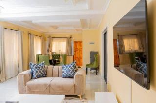 House of Vira Executive Lodge - 1