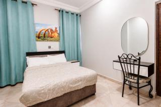 Maame's Court Apartments Spacious East Legon Stays - 7