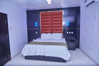 Prosperous Royal Hotel and Resort Center - 7