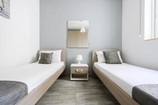 F10 Room 2, Private Room two single beds shared bathroom in shared Flat - Msida - 8
