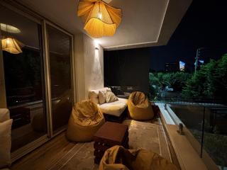 Garden Retreat 2BR in Heliopolis Balcony &Garden - Cairo - 2