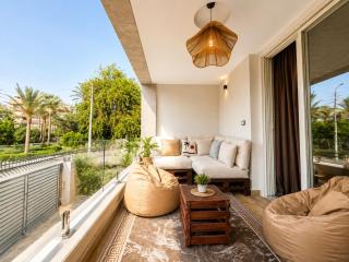 Garden Retreat 2BR in Heliopolis Balcony &Garden - Kairo - 0