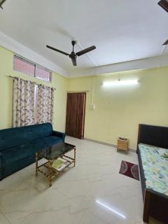 Movee Inn -the Aura - 1