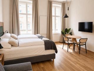 Stylish 1BR Apartment Wiener Stadthalle - 4