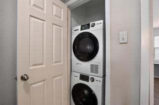 Regency Place Cozy 2BR for Work & Rest - 4