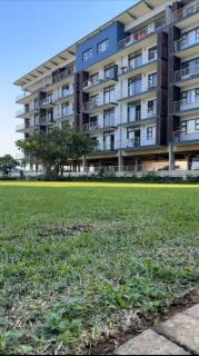 Accommodation Front - Prestigious 2 Sleeper Apartment with Harbour Views - 4