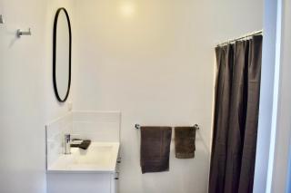 Penola Coonawarra Caravan Park -One-Bedroom Deluxe Villa - 8