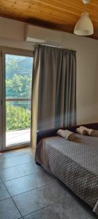 PetroLithos Traditional Suites - 6