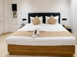 Hotel Star City Near Delhi Airport - 2