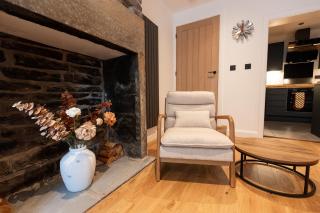 OAK COTTAGE - Peaceful Cottage Near Holmfirth & The Peak District - 2