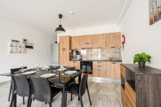 F10 Modern and Bright Apartment in Malta - Msida - 3