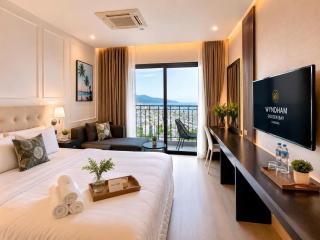 Wynham Danang Golden Bay - Luxury Stay in Da Nang - 0