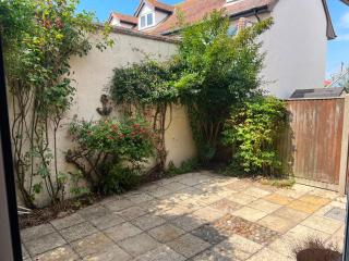 Superb Aldeburgh 3 bed - 1