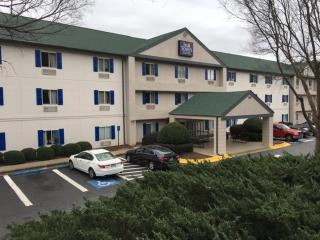 InTown Suites Extended Stay Atlanta GA - Duluth - 5