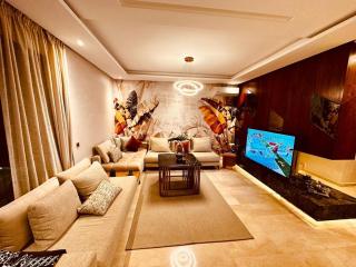 Dream villa with private pool, not overlooked - 2