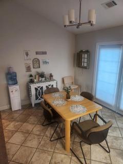 Ben & Jerri's Place ! - 9