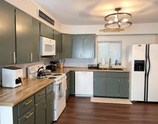 3 bedroom home - close to Killington and Mountain Top Resort - 2