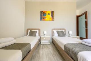 F8 Room 3, Private Room two single beds shared bathroom in shared Flat - Msida - 7