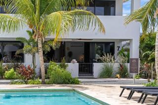Azure stay - Luxury Stay - Pool - Santa Rosa - 0