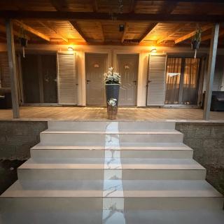 Olive Breeze Apartments - 8