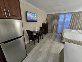 Beautiful Direct Ocean View Room - 4