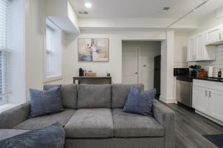 Perfect Midtown Detroit Apartment - 7