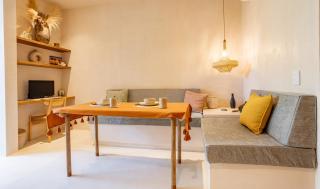 Lavish New Studio-Resort Style Complex - 5