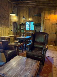 The Cabin in Piggy Wood - 6