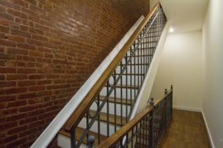 Beautiful 2-Bedroom Townhouse NYC - 7