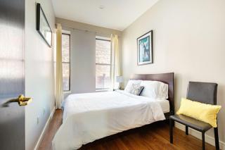 Beautiful 2-Bedroom Townhouse NYC - 5