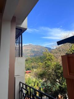 Himalaya Stays - Near Laxman Jhula - 3