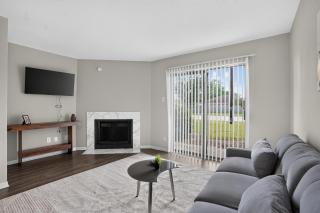 Regency Place Spacious 2BR Townhome - 2