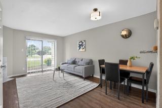 Regency Place Spacious 2BR Townhome - 9