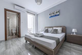 F7 Room 1, Private Double room with private bathroom in shared Flat - 1