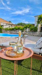 Lux 6BR Villa. Pool,WineCellar,Gardens,Games & BBQ - 7