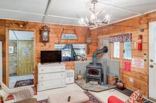 Riverfront Retreat w Dock, Kayaks and Fire Pit - 4