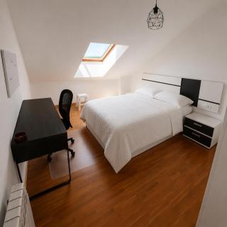 El Burgo Eclipse Apartment - 4