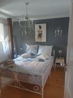NIEBIESKIE MIGDAŁY na MARIACKIEJ - 9