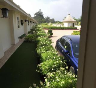 Princess Royal Lodge & Gardens - 7