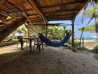 Uvita Playera - Beachfront hut near Tayrona Park - 5