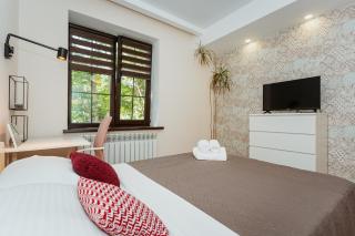Stylish Urban Escape, Spacious & Fully Equipped - 6