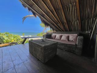 Uvita Playera - Beachfront hut near Tayrona Park - 6