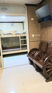 Zonevill 2BR Condo 5 mins walk to Burnham - 5