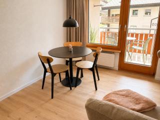 Ambiente Appartement B6 - moderne Ferienwohnung mit Balkon und Aussicht - 3