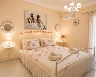 Erofili's Apartment ONLY 700 meters from the beach - 8