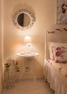 Erofili's Apartment ONLY 700 meters from the beach - 7